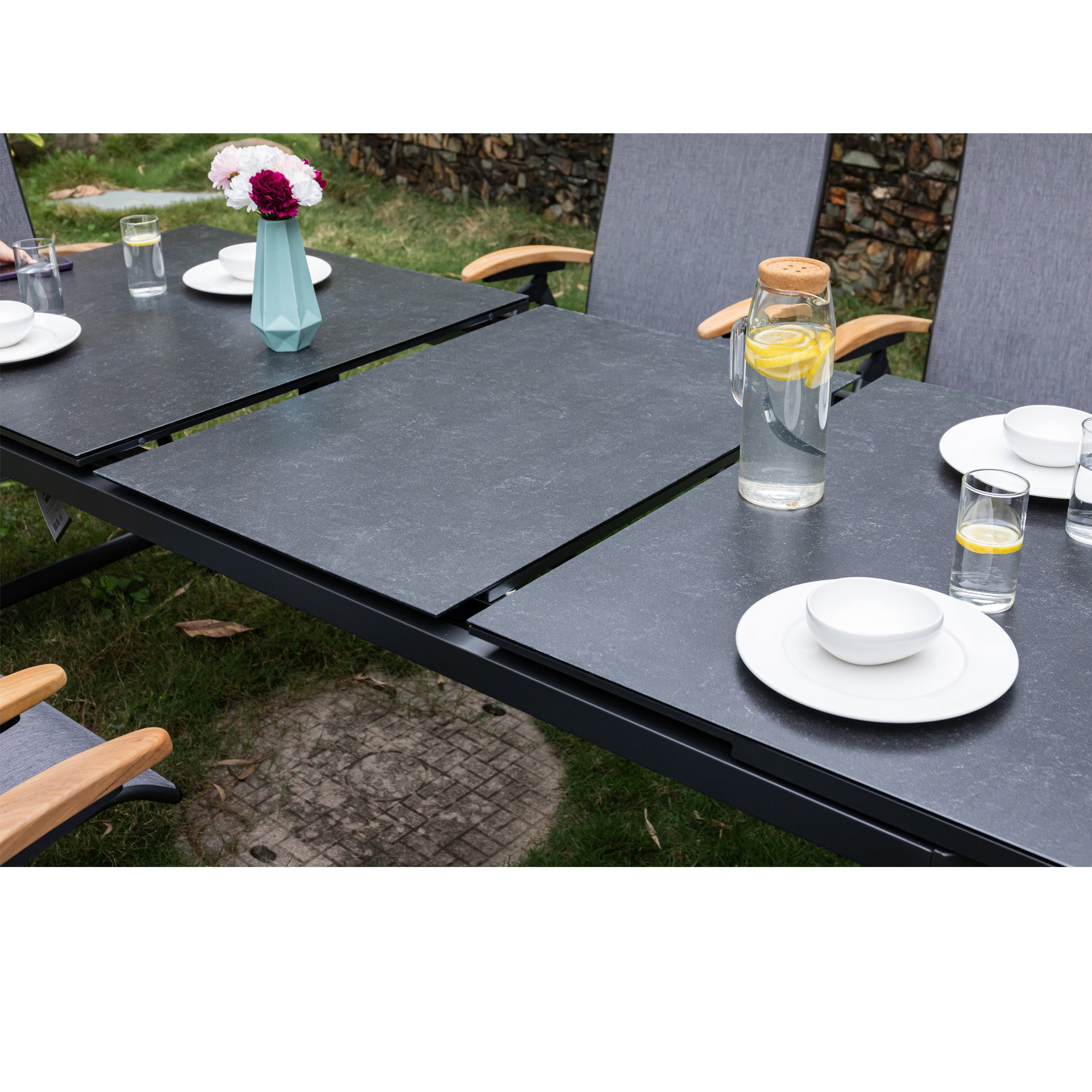 Ausziehtisch Colmar 180 / 240x90x76cm / Aluminium-Gestell kombiniert mit einer Keramikglasplatte