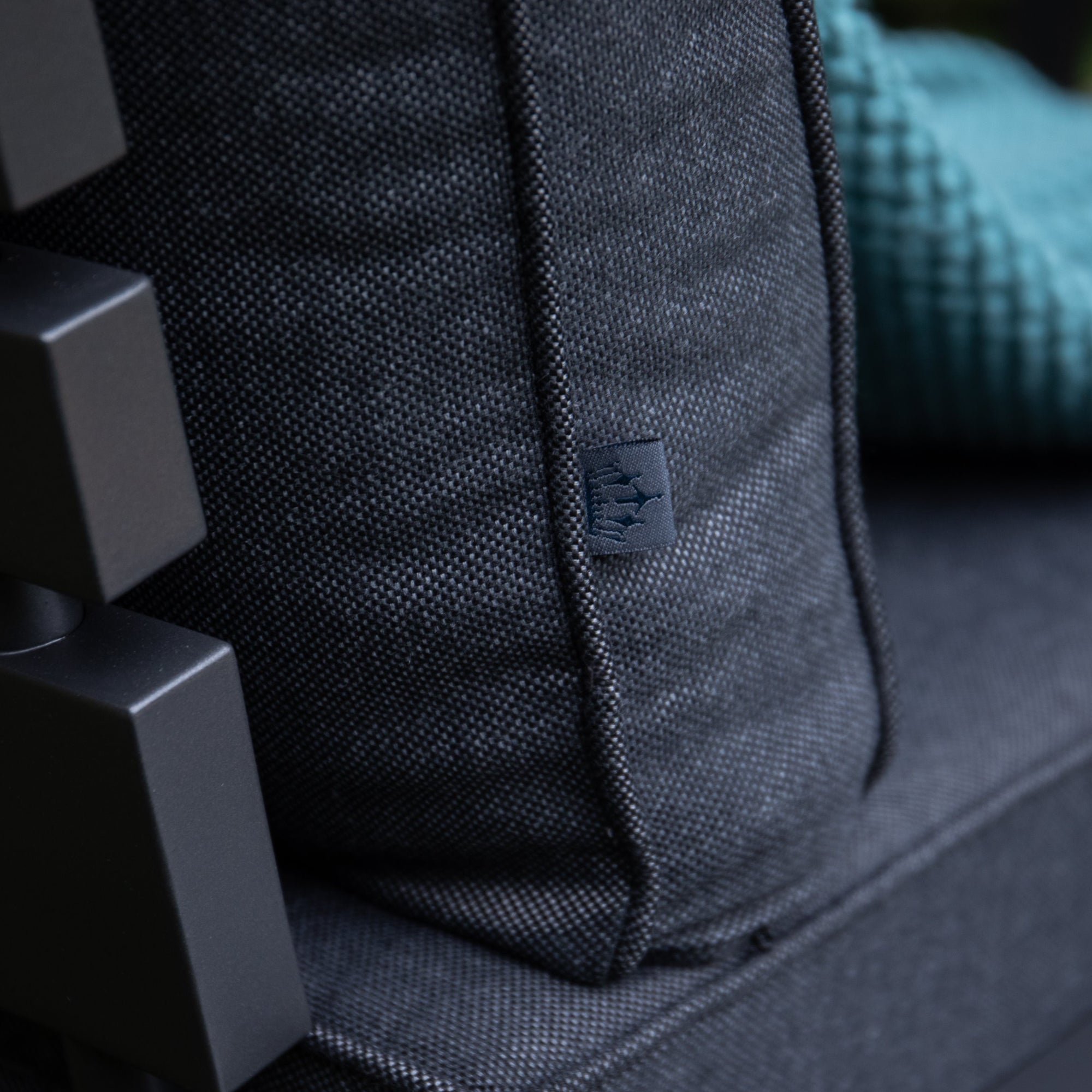 Designer Aluminium Lounge Black Baracoa / Modern & voll im Trend