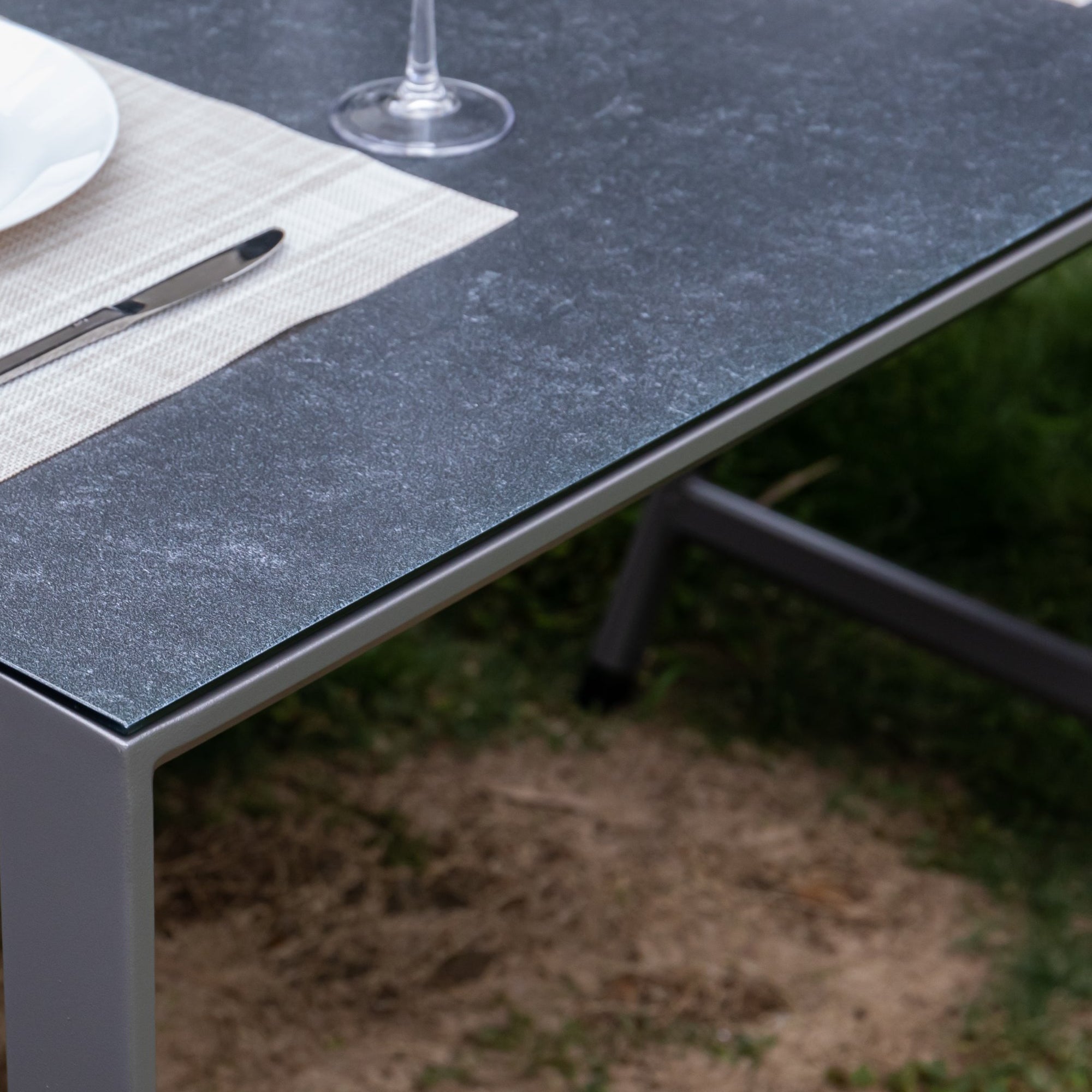 Aluminium Dining Tisch Lyon 220x100x75cm inkl. Keramikglasplatte