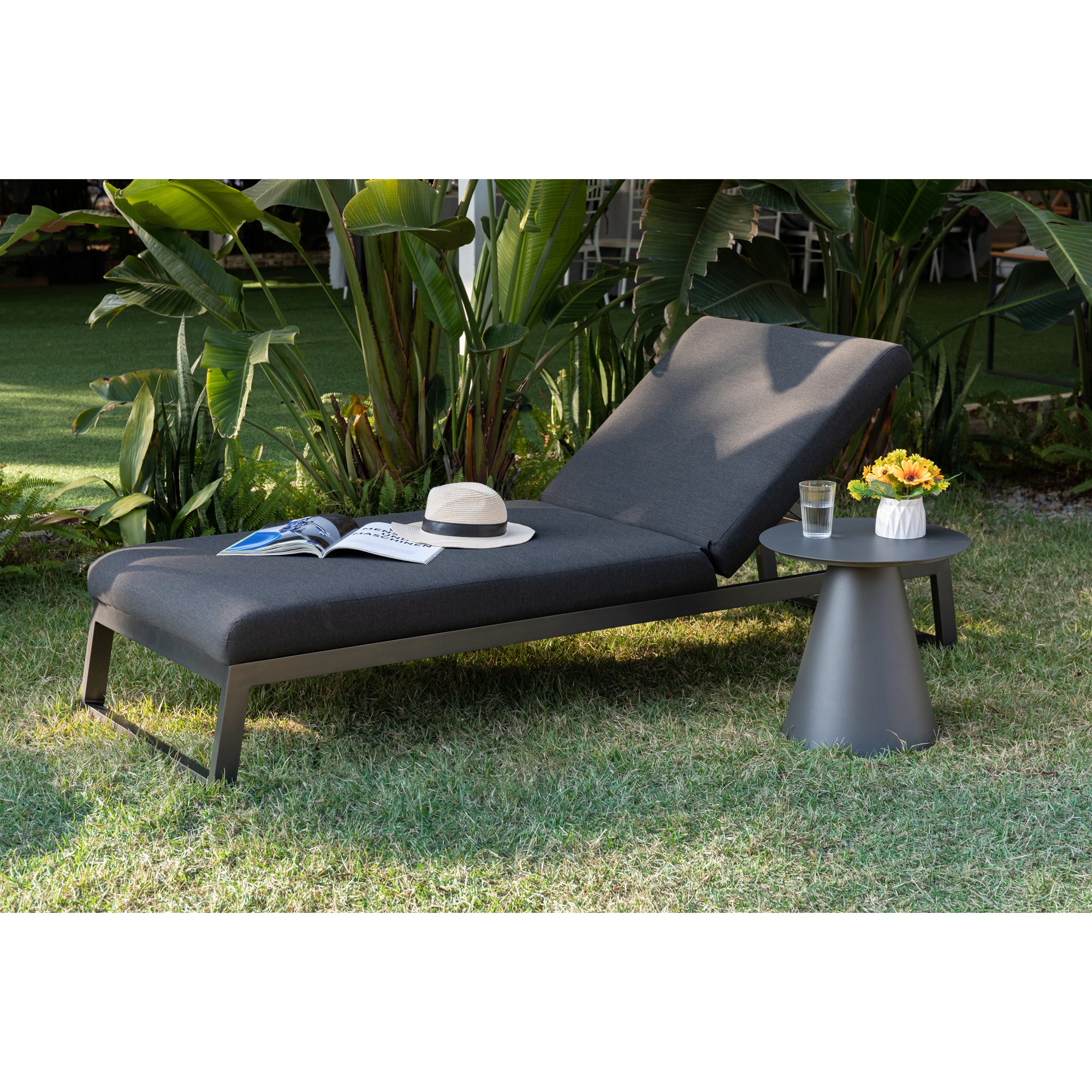 Outdoor Sonnenliege Heritage 100% LIKA-TEX® Bezug in Lava (anthrazit) / Wetterfest
