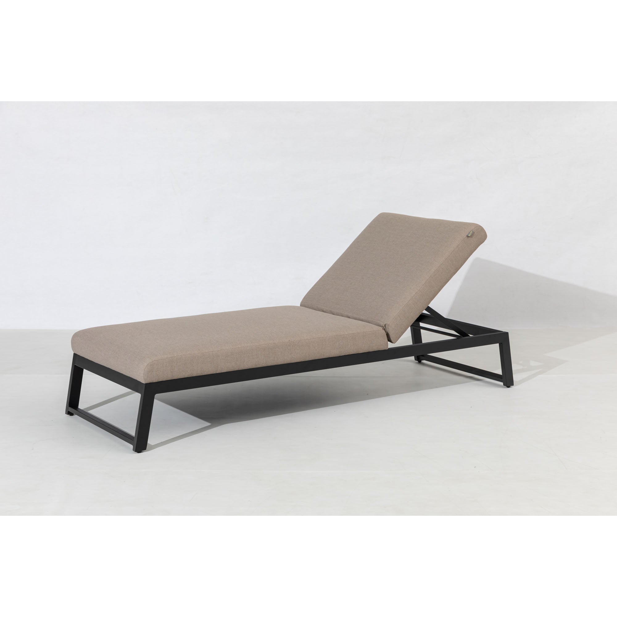 Outdoor Sonnenliege Heritage 100% wetterfest LIKA-TEX® Bezug in sand (natur) / Wetterfest