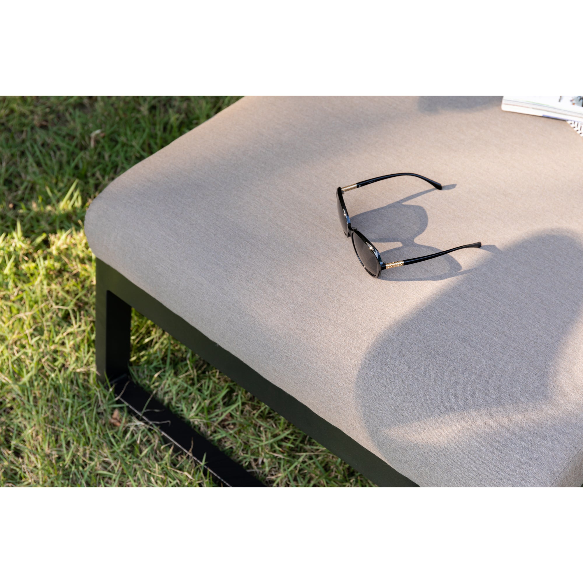 Outdoor Sonnenliege Heritage 100% wetterfest LIKA-TEX® Bezug in sand (natur) / Wetterfest