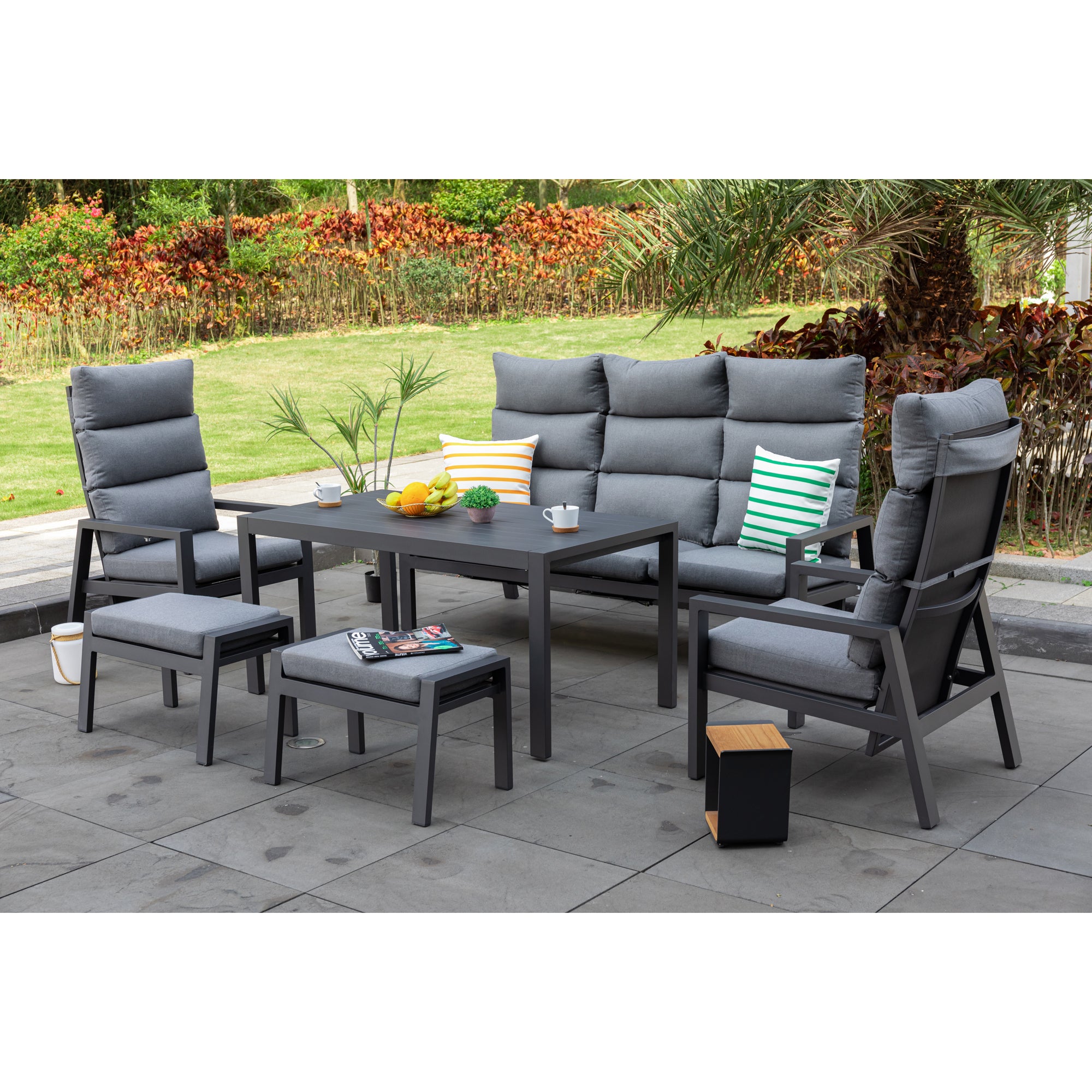 Business Class für den Garten: Dining Lounge Set Sundown / Rücken stufenlos verstellbar