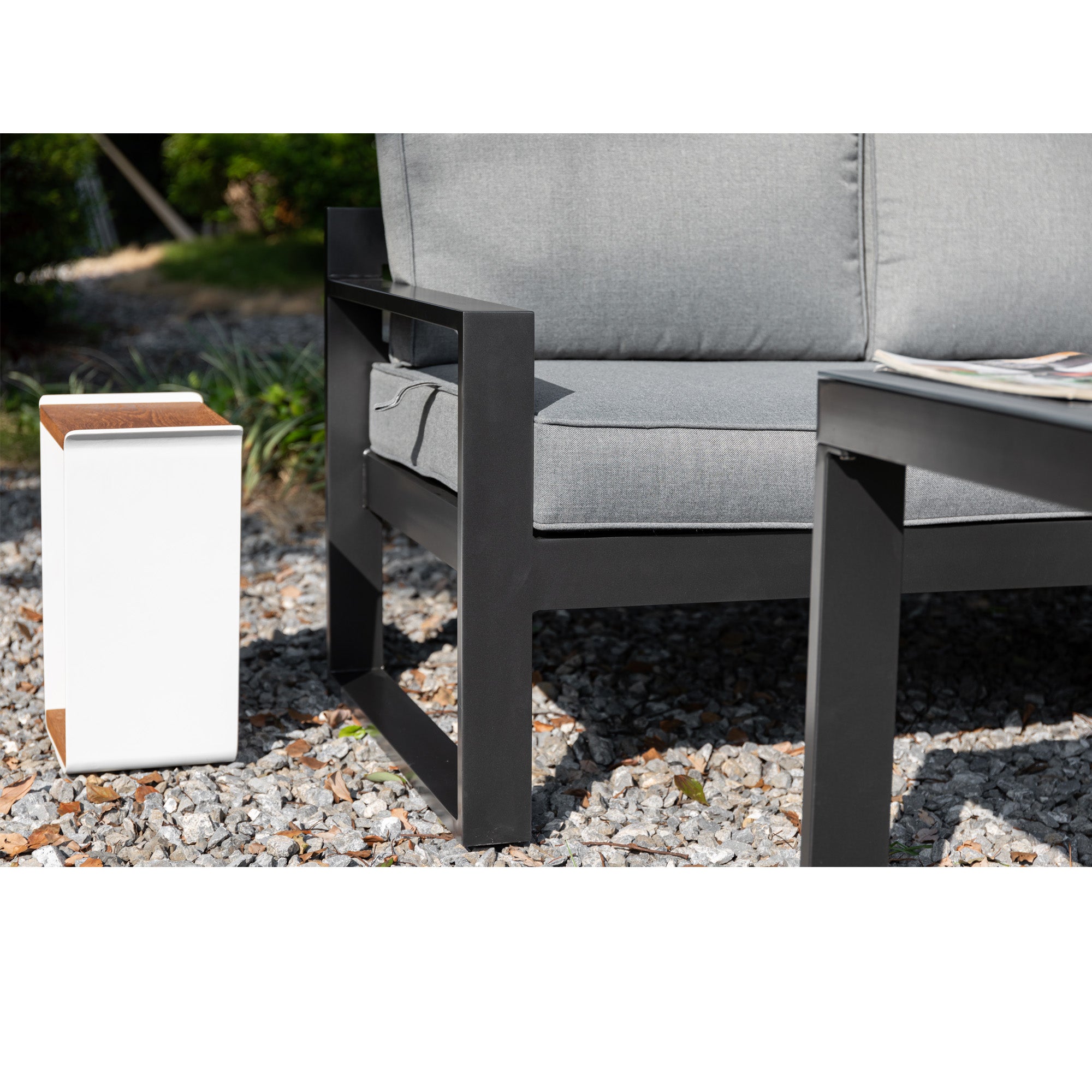 *** Outdoor-Highlight zum Jahresstart *** Gartenlounge Lugano – Komfortable Ecklounge mit verstellbarem Kopfteil