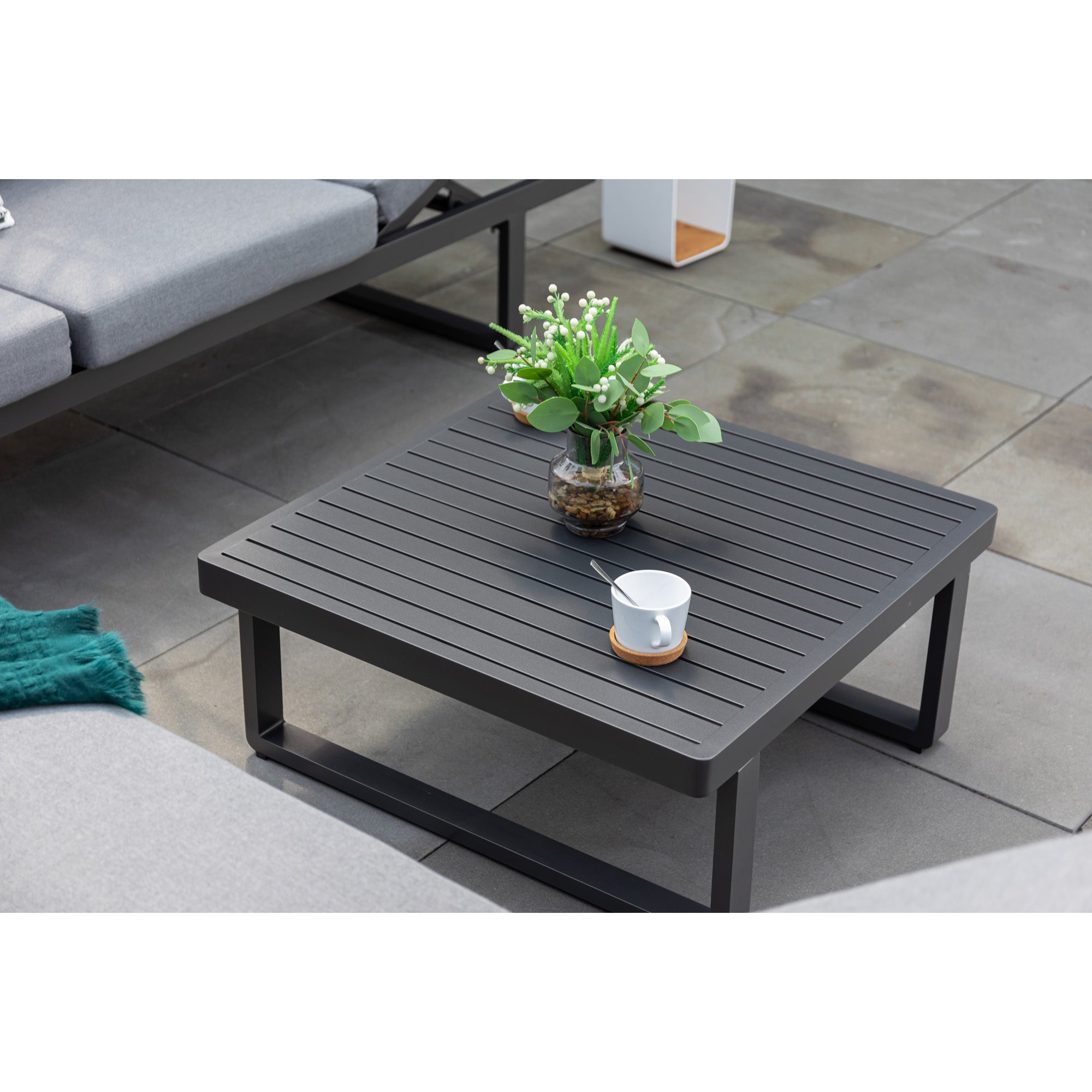 4 tlg. Luxus Alu Multifunktions- Lounge Set Tesoro inkl. Sonnenliege und Hocker