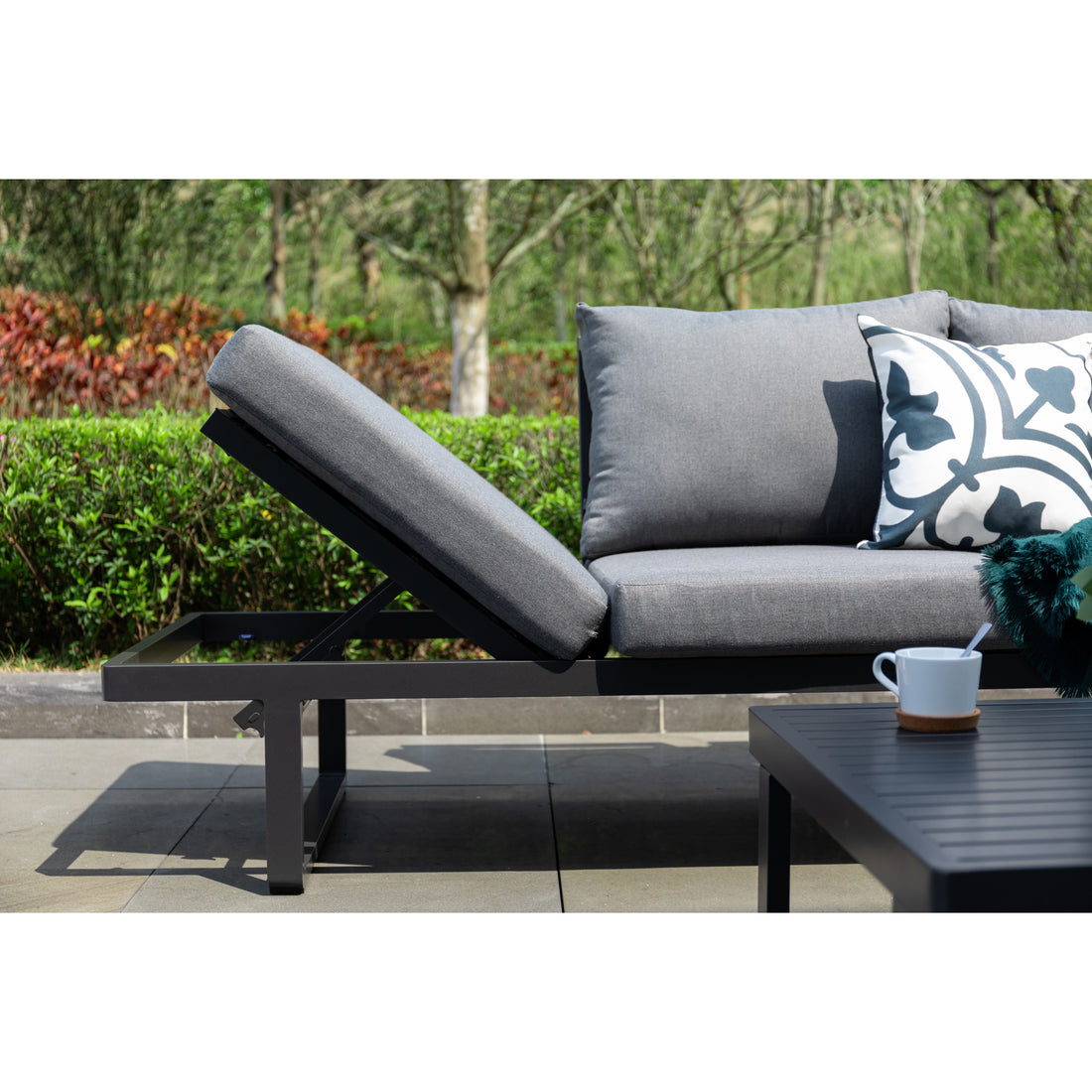 4 tlg. Luxus Alu Multifunktions- Lounge Set Tesoro inkl. Sonnenliege und Hocker