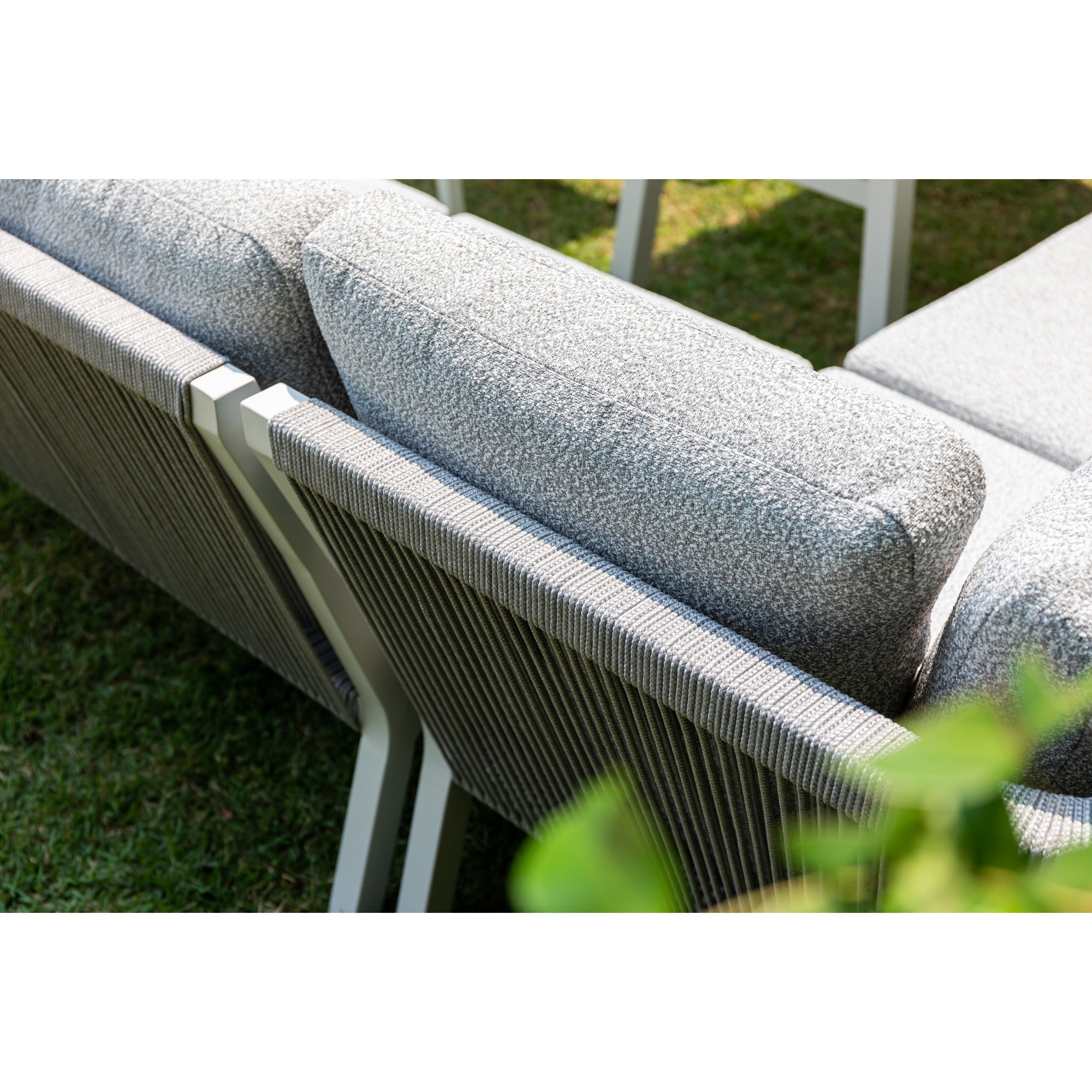 High Quality Living zum Angebotspreis ☀️ Aluminium Dining Lounge Set Harvey inkl. 2 Sessel Off White