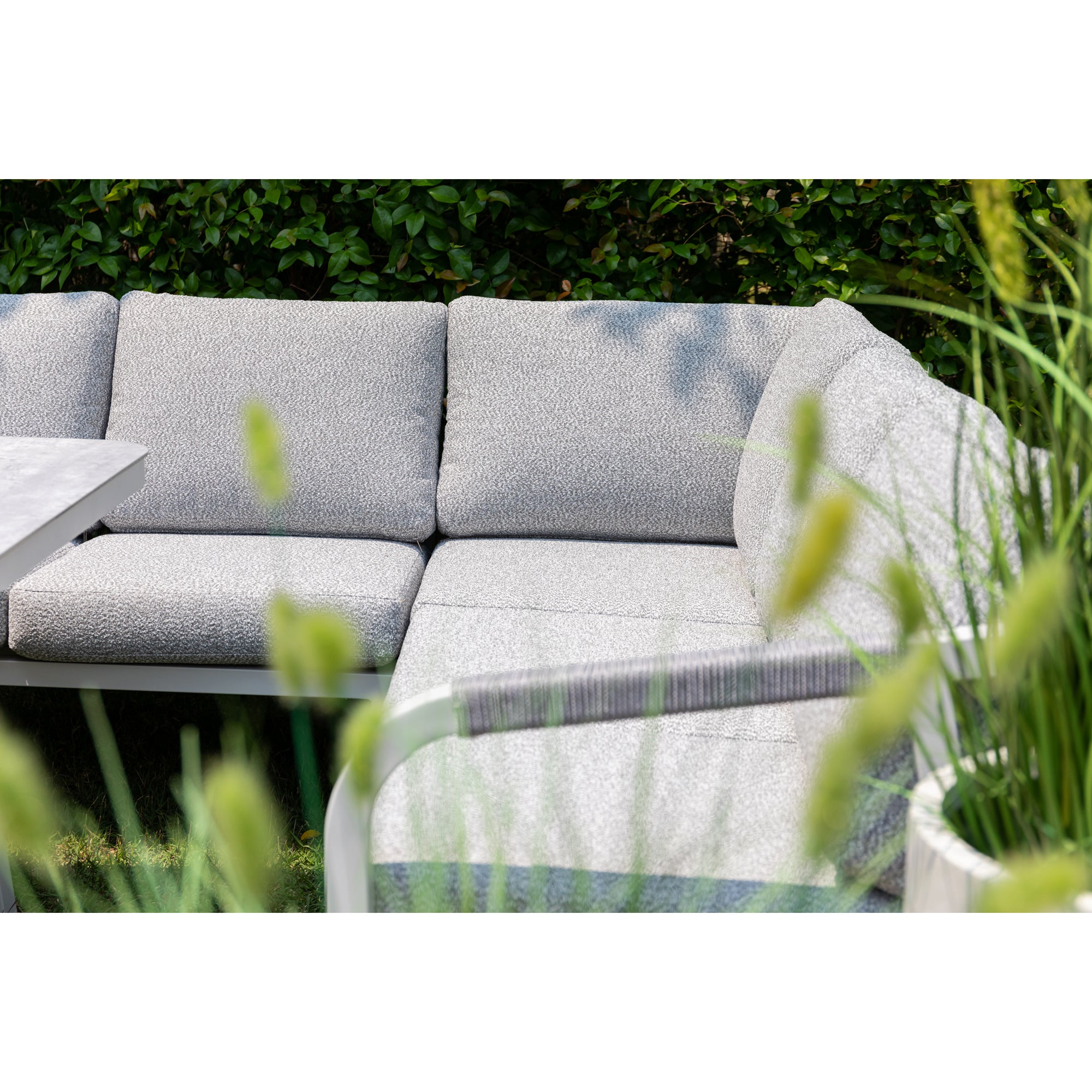 High Quality Living zum Angebotspreis ☀️ Aluminium Dining Lounge Set Harvey inkl. 2 Sessel Off White