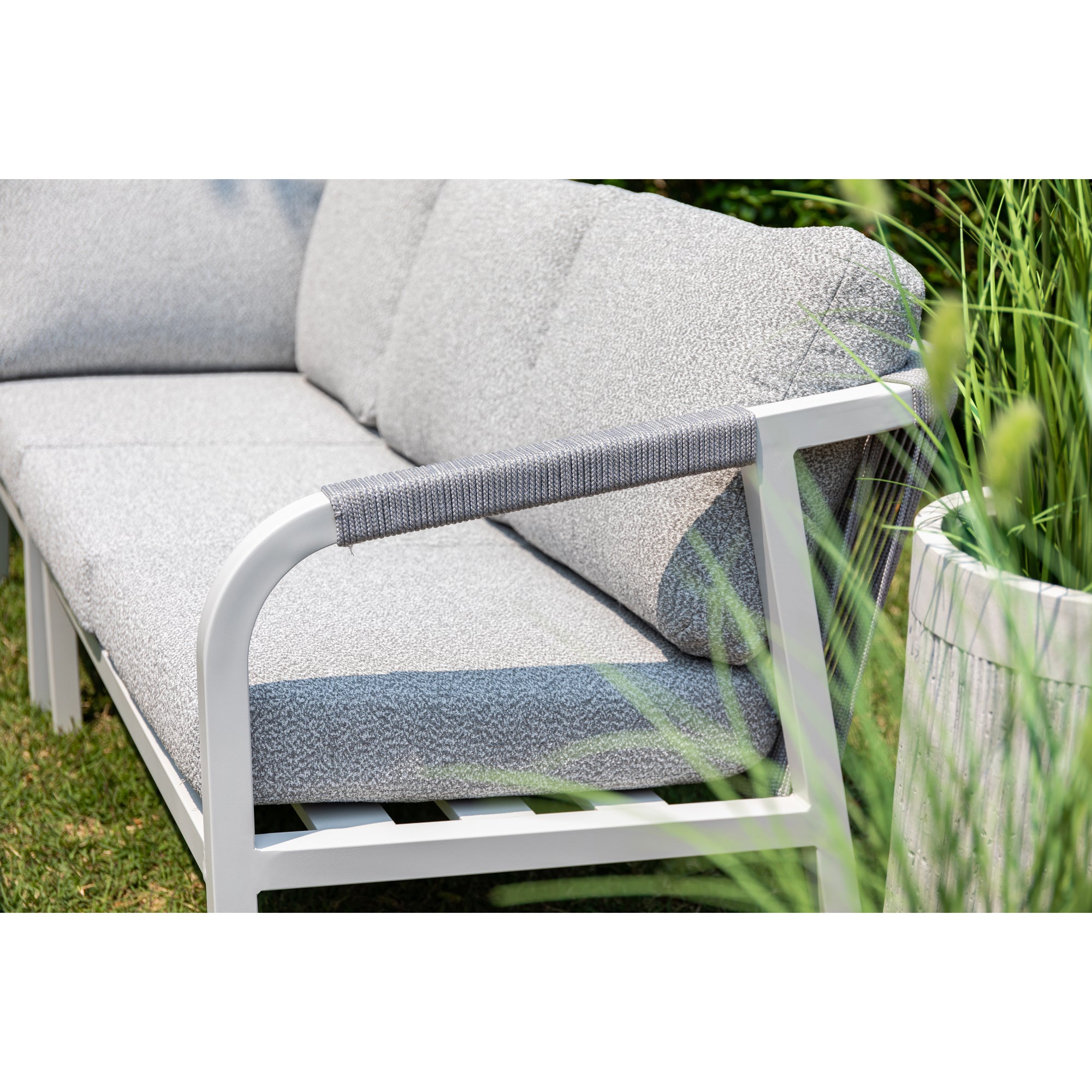 High Quality Living zum Angebotspreis ☀️ Aluminium Dining Lounge Set Harvey inkl. 2 Sessel Off White