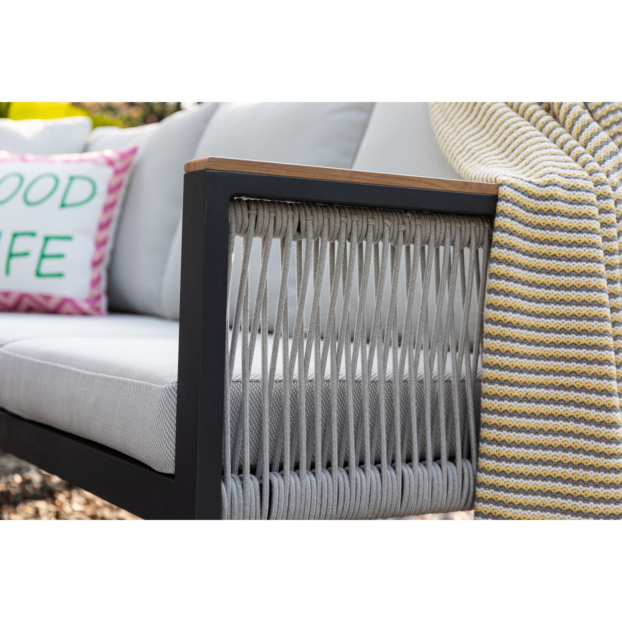 Luxus Pur: Dining Lounge Set Canora / Aluminium, Rope & Elemente in Holzoptik