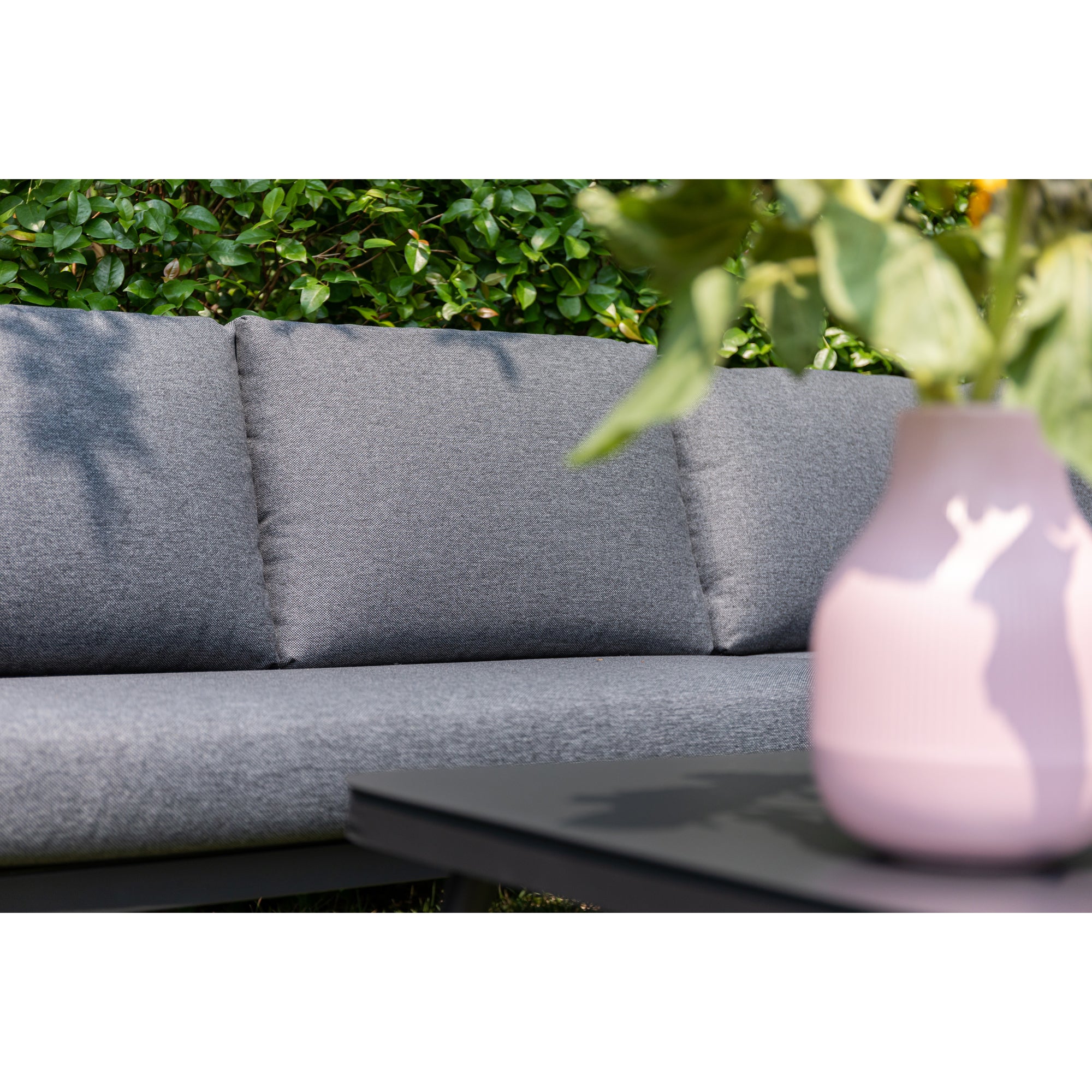 Design Lounge Set Amantea - Gemütlichkeit und Stil vereint in einer Lounge inkl. Sessel