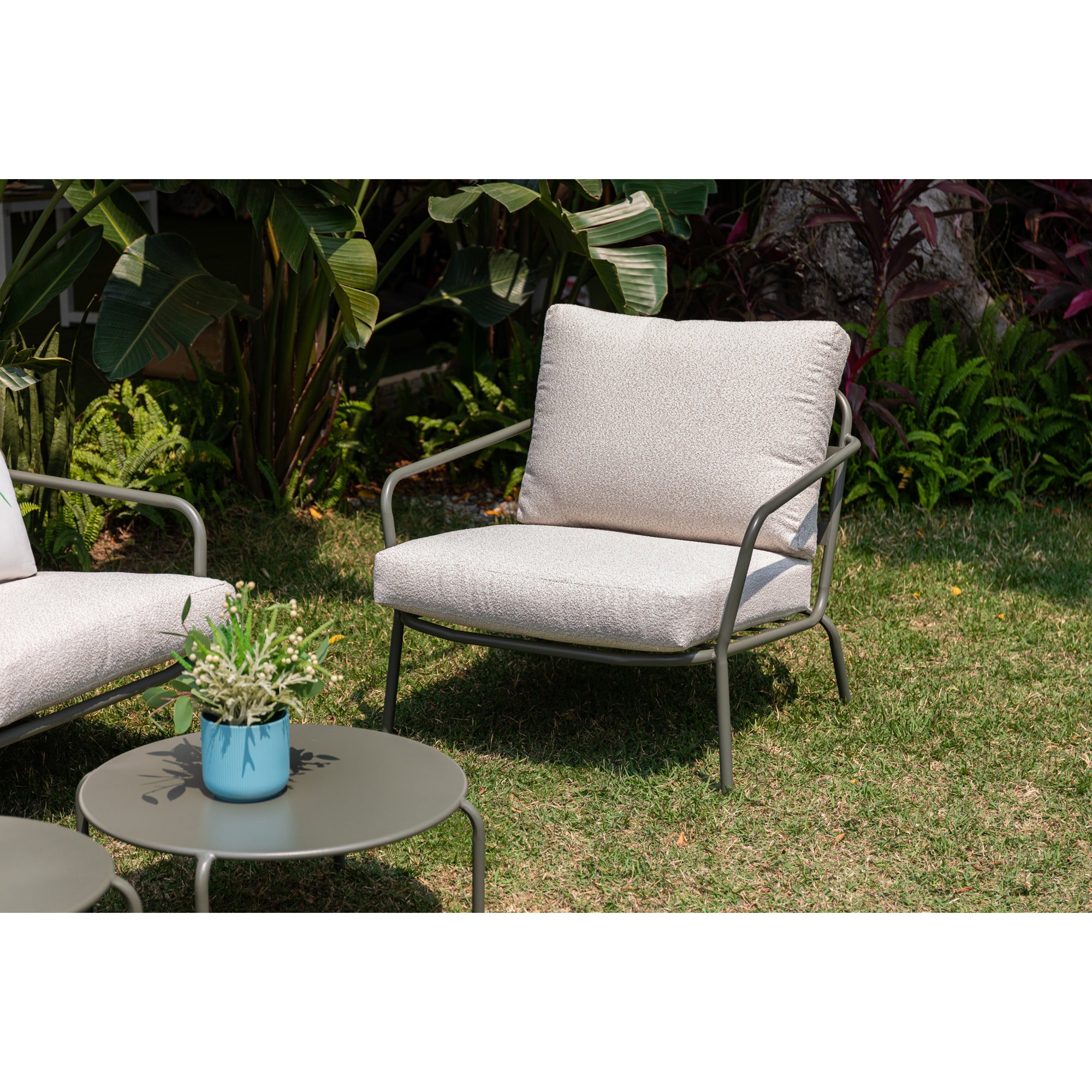 AUSFLUG AN DIE RIVIERA Lounge Set Madeira / Trend Farbe Oliv - Grün mit schönen Bouclé Polstern