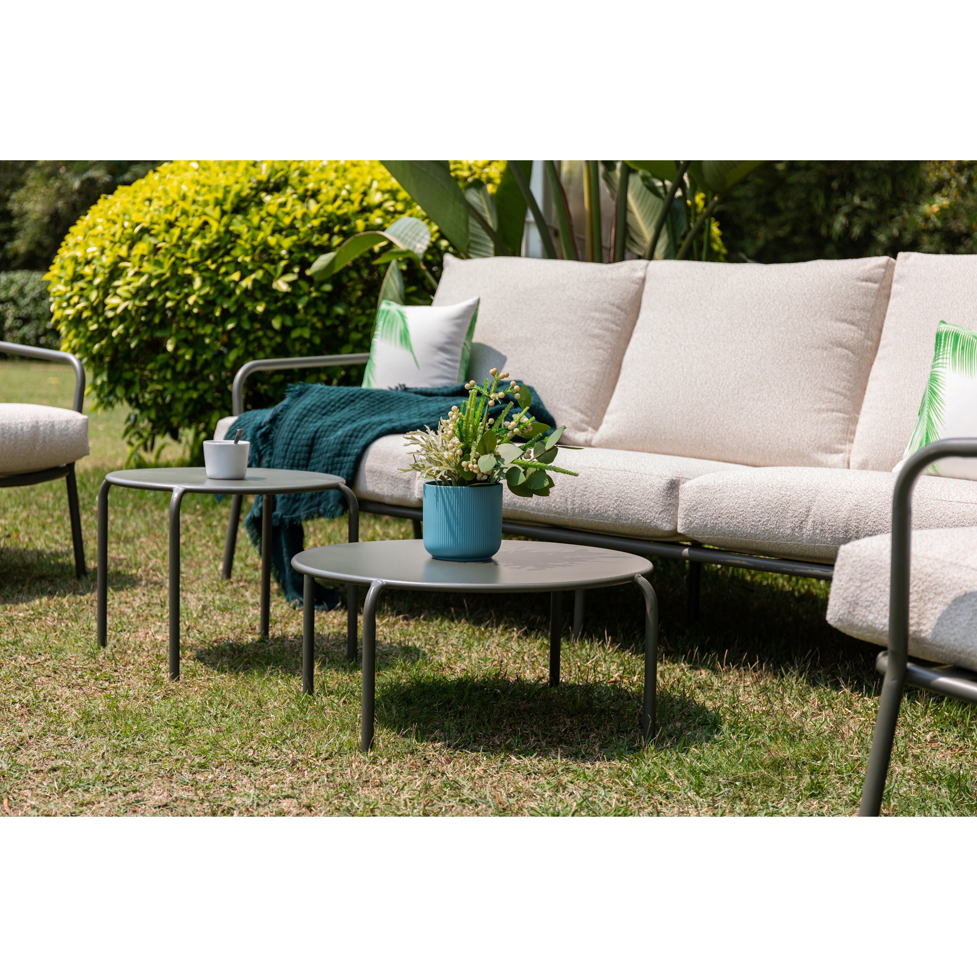 AUSFLUG AN DIE RIVIERA Lounge Set Madeira / Trend Farbe Oliv - Grün mit schönen Bouclé Polstern