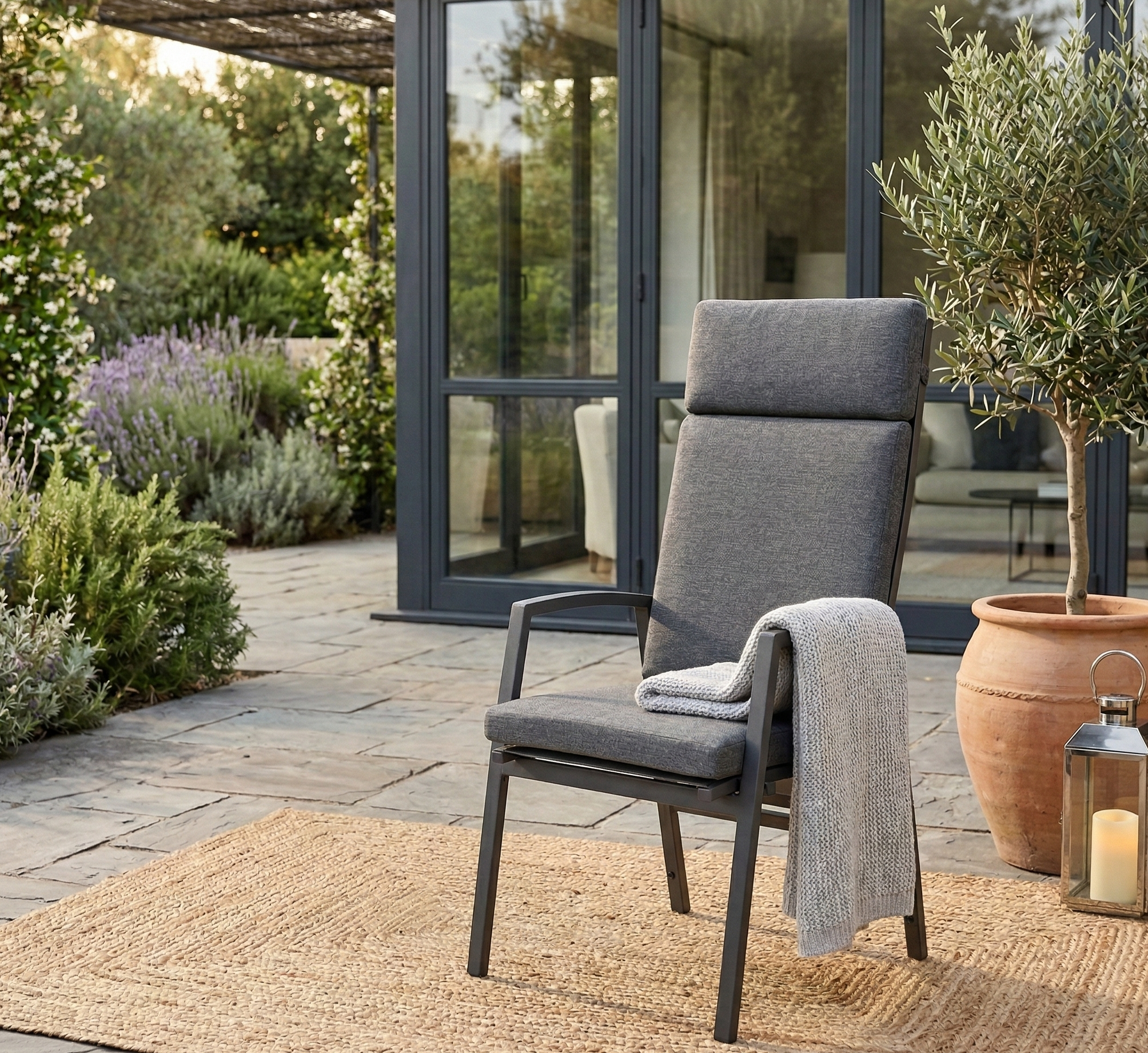 *JETZT VORBESTELLEN* Superior Aluminium Dining Move Sessel Arctic anthrazit / Rücken verstellbar