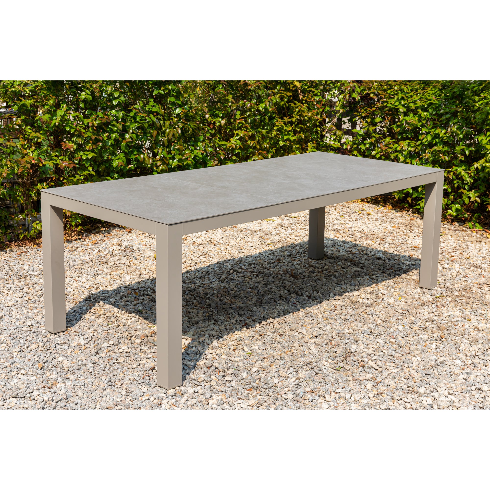 Premium Tisch Madri 220 x 100 x 75cm / Aluminium Gestell kombiniert mit einer Sintered Stone Tischplatte