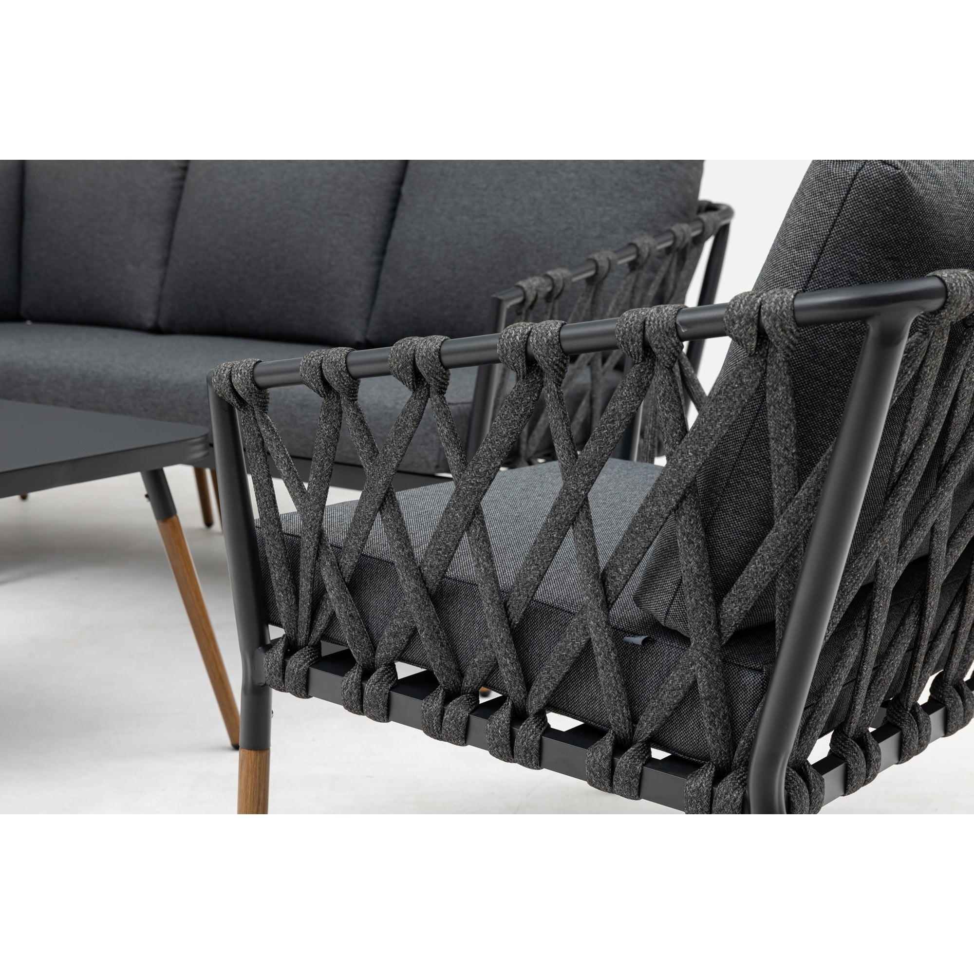 Design Lounge Set Amantea - Gemütlichkeit und Stil vereint in einer Lounge inkl. Sessel