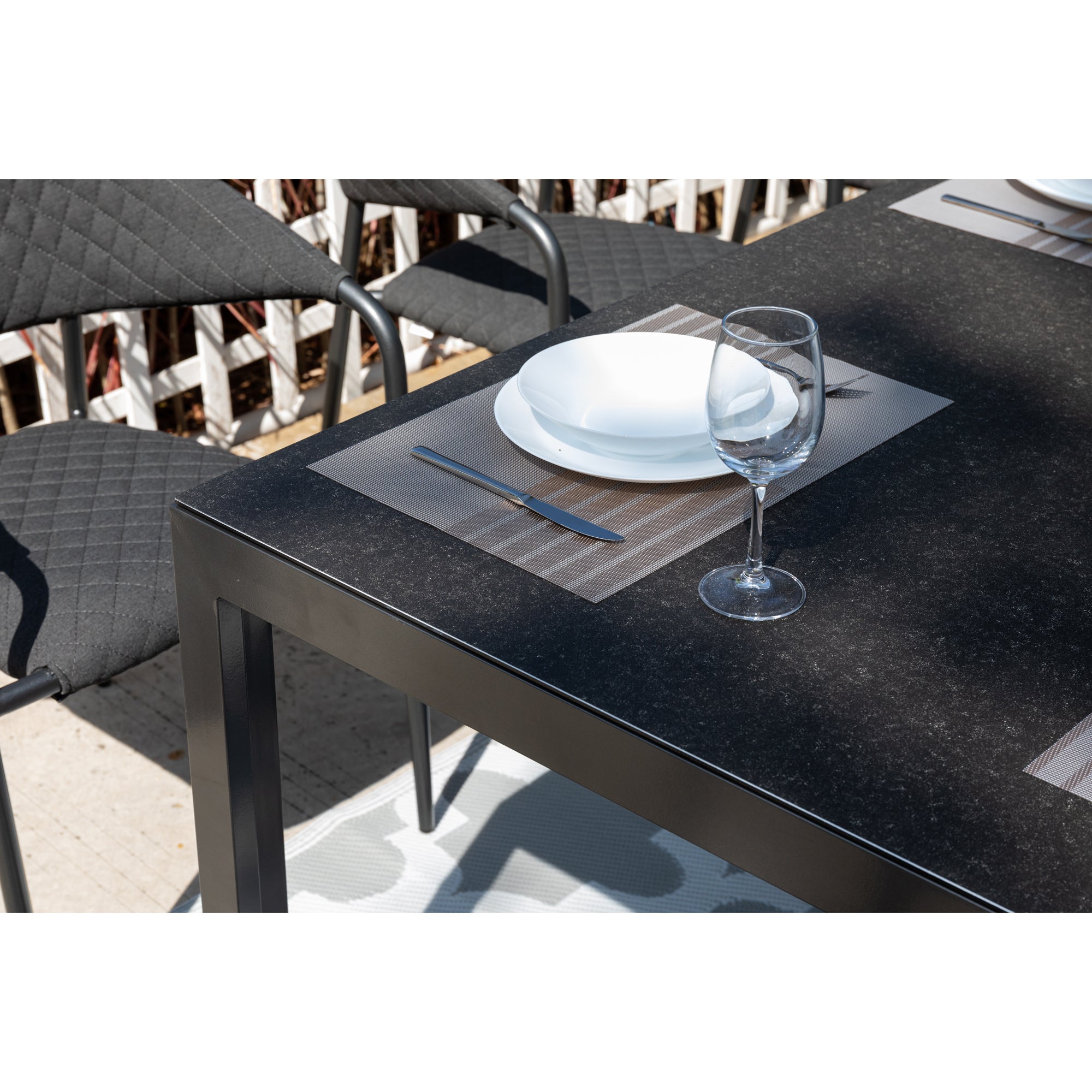 PURE PREMIUM! 7 tlg Dining Set Puro + Luna Tisch XXL - bestehend aus: Tisch Luna Stellar + 6 x Stapelsessel 100% wetterfest LIKA-TEX® Bezug Lava