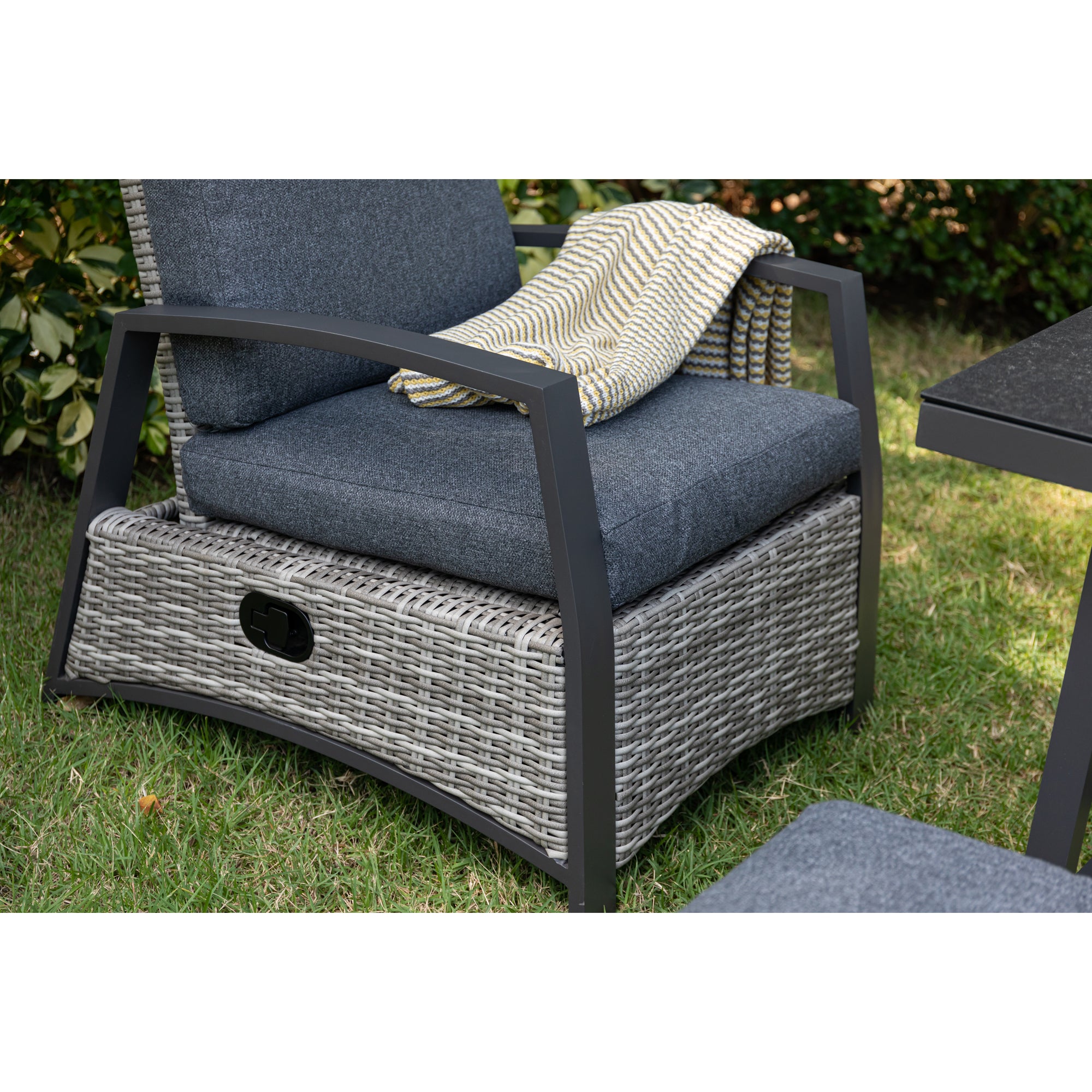 Aluminium / Polyrattan Dining Lounge Set Corvara alle Rücken verstellbar inkl. 2x Hocker
