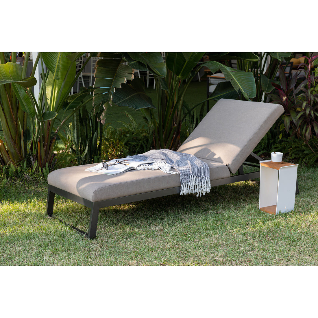 Outdoor Sonnenliege Heritage 100% wetterfest LIKA-TEX® Bezug in sand (natur) / Wetterfest