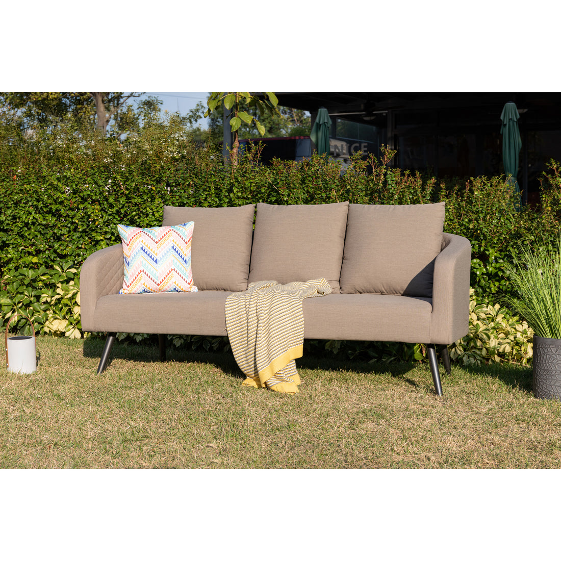 LUXUS! Outdoor Sofa Puro 100% wetterfeste LIKA-TEX® Bezug sand (natur)