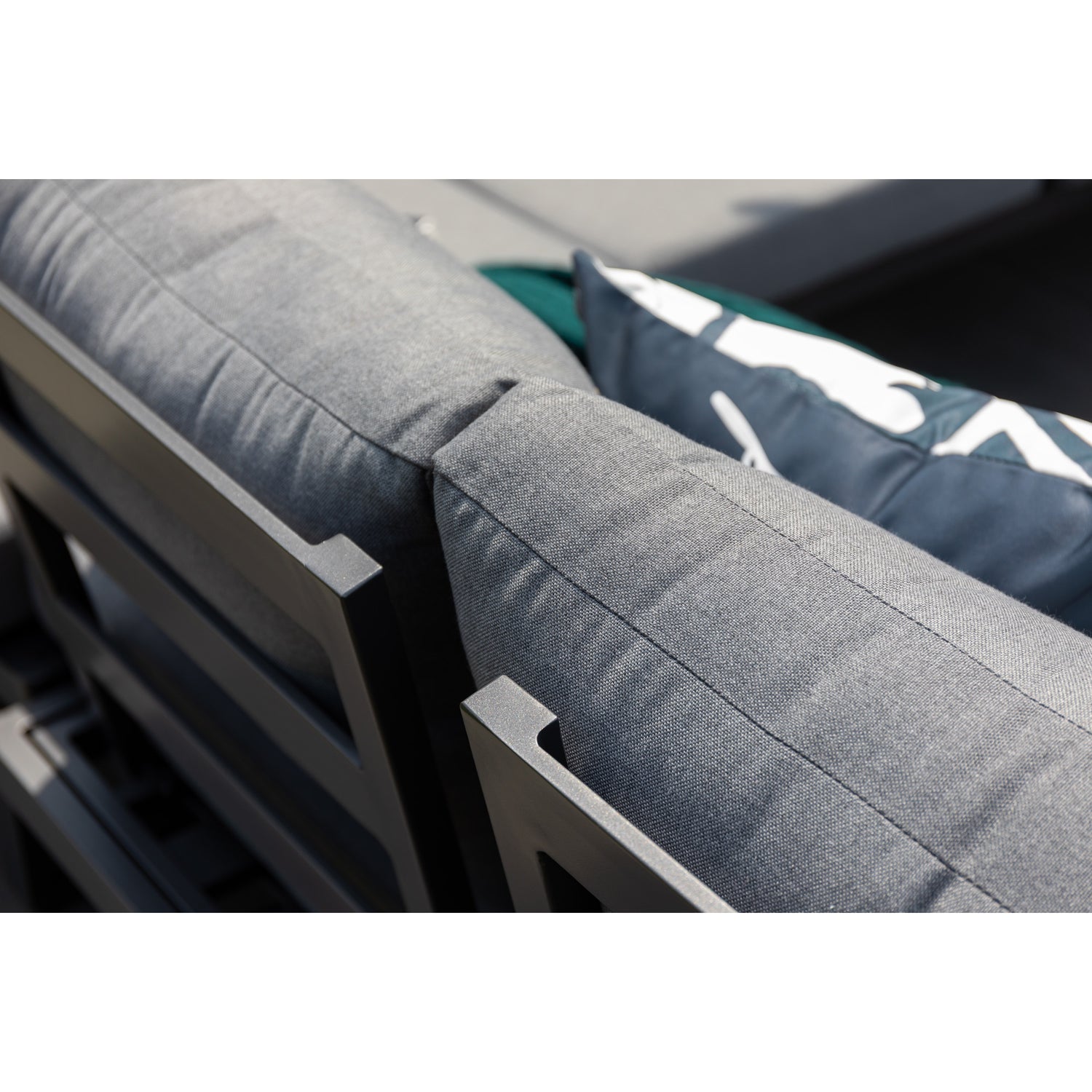 4 tlg. Luxus Alu Multifunktions- Lounge Set Tesoro inkl. Sonnenliege und Hocker