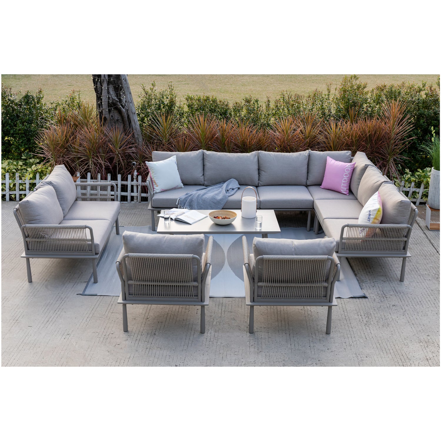 lounge mit aufbewahrung Schaffe deine Outdoor Oase! Exklusive Lounge Madri / Wetterfest, Hochw – Mandalika Outdoor & Living Products GmbH