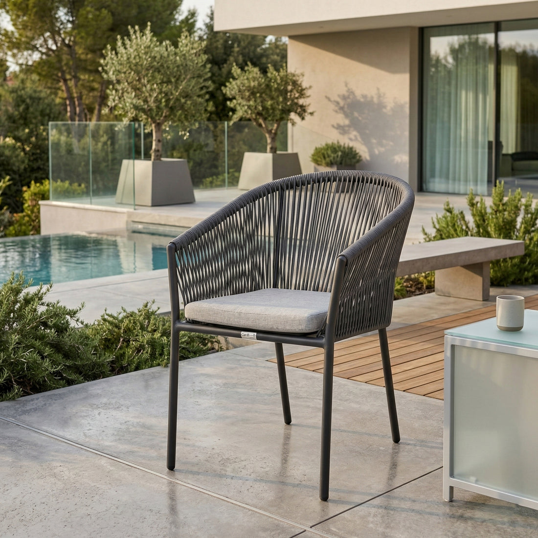 ☀️Summer Deal !☀️ Stapelsessel Manhattan inkl Sitzkissen / Aluminium kombiniert mit Rope Seilen