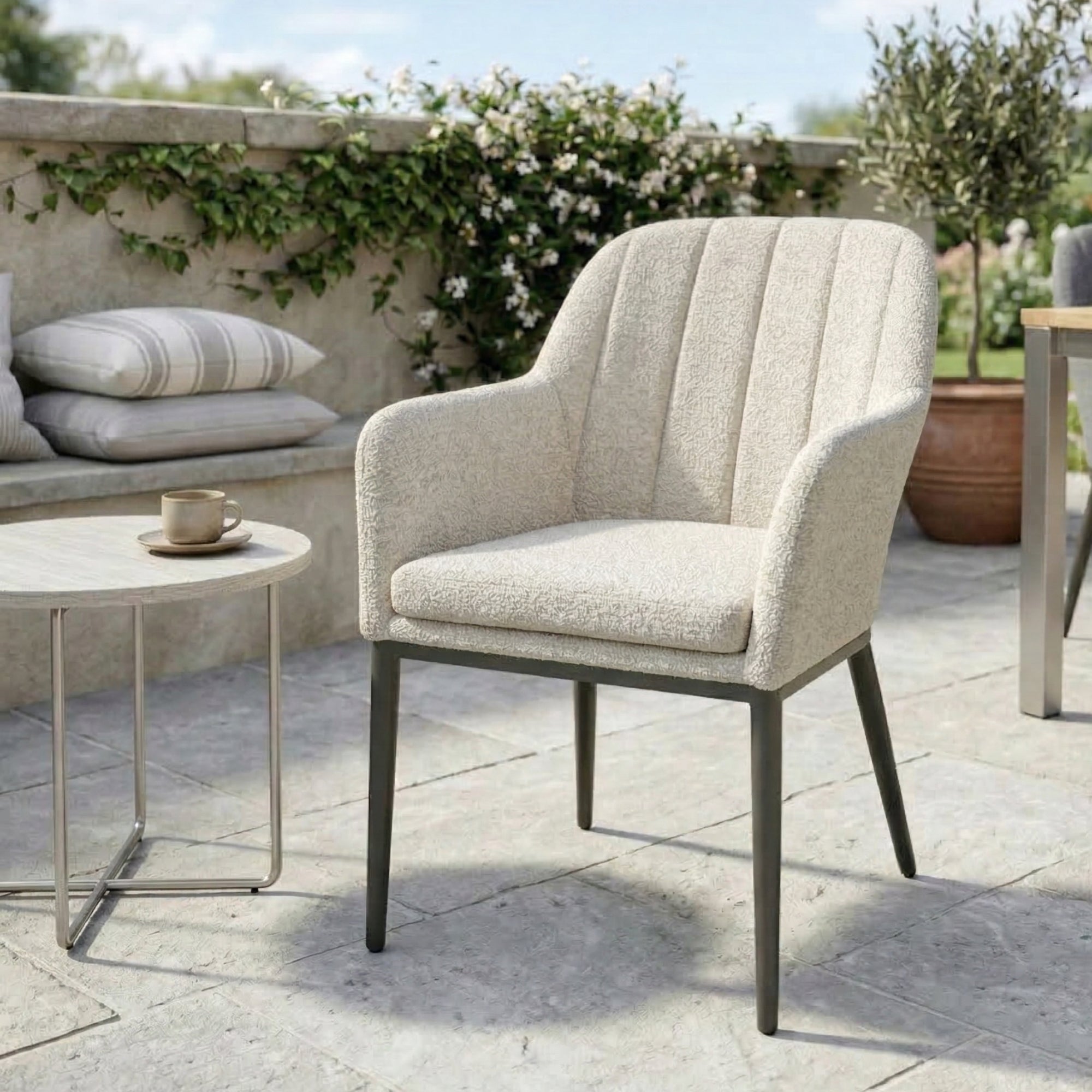 LUXURY! ESSGRUPPE / Dining Set HERITAGE PEARL / 365 Tage wetterfest genießen