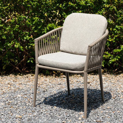 Natürlich. Modern. Komfortabel. – Dining-Set Liora &amp; Meran für 4 Personen