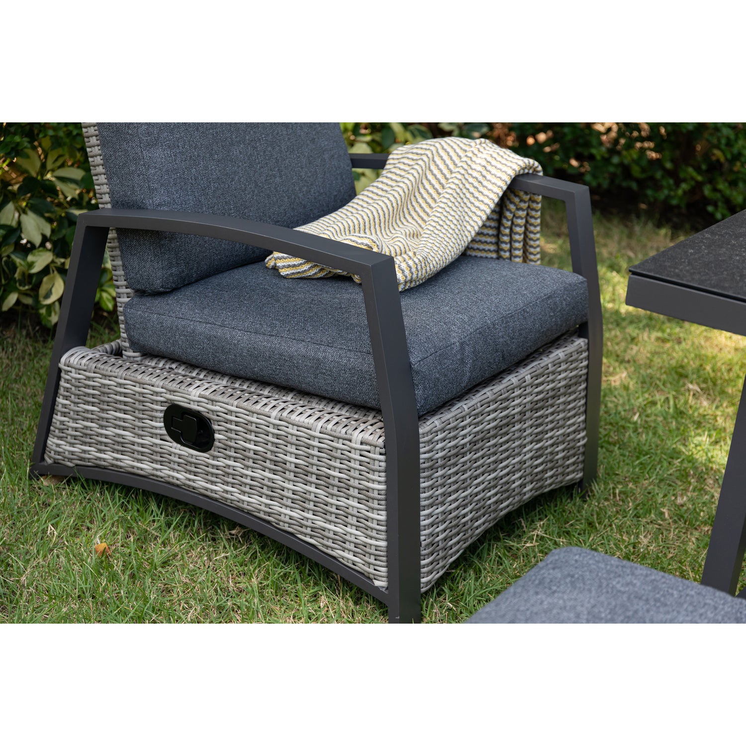 Aluminium / Polyrattan Dining Lounge Set Corvara Rückenverstellbar inkl. Hocker