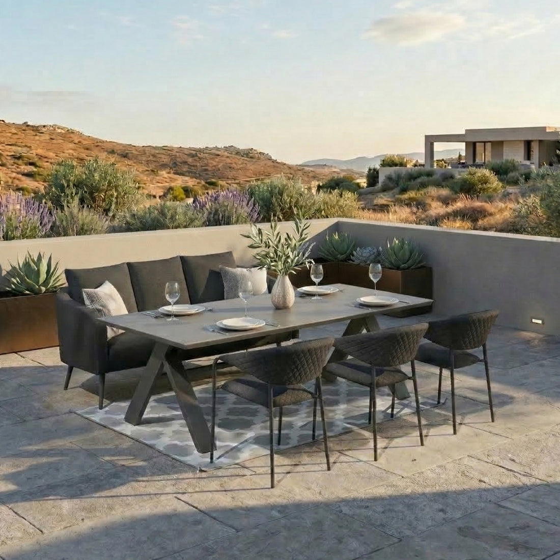 AVANTAGE! DAS OUTDOOR SET bestehend aus: Tisch Avantage, 1 x Sofa Puro & 3 x Puro Stapelstühle 100% wetterfest LIKA-TEX® Bezug anthrazit