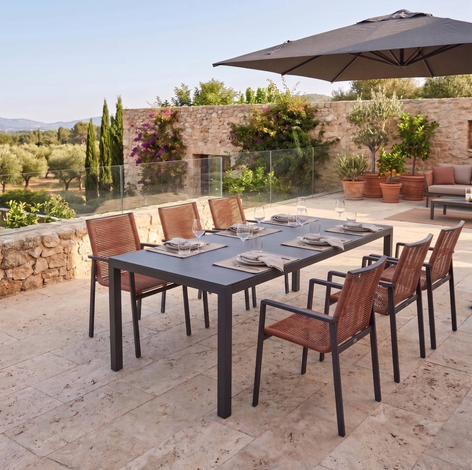 ☀️Summer Deal !☀️ Gartenmöbel Set ZOE / 6x Stapelsessel in Kupfer &amp; 1x Luna Tisch 220 × 100 × 74